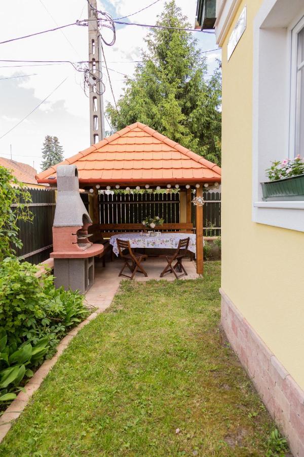 Vanilia Apartman Eger Extérieur photo